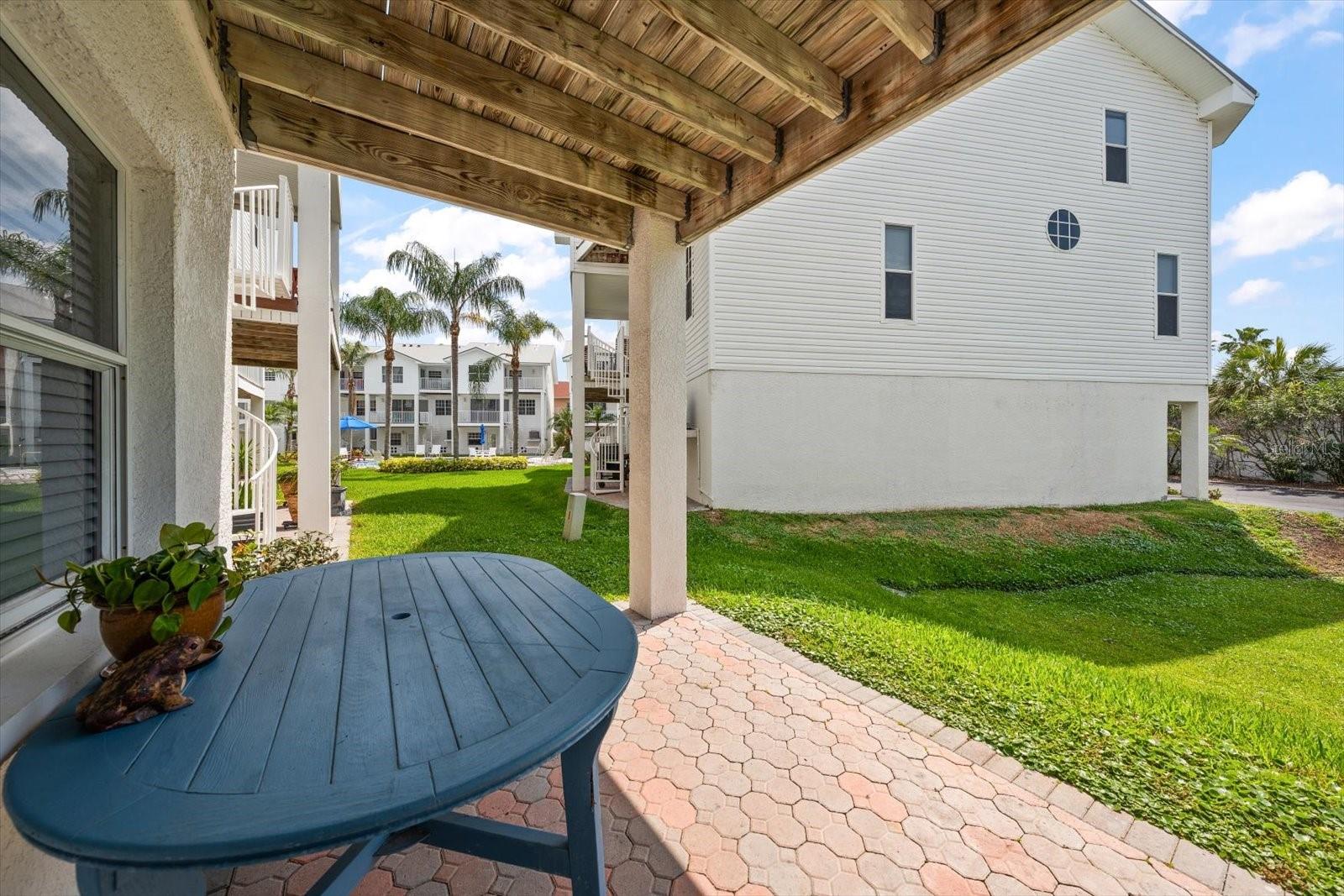 103 SHOALS CIR, NORTH REDINGTON BEACH, FL, 33708