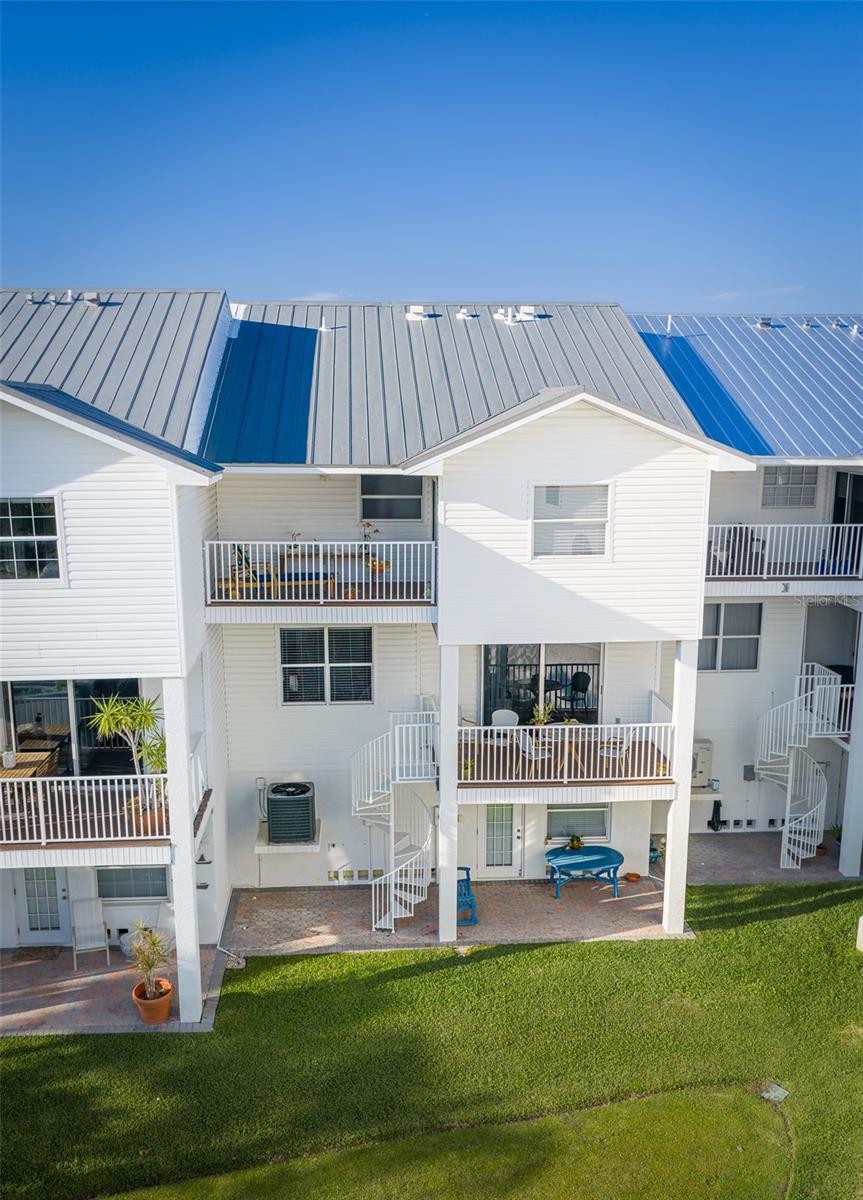 103 SHOALS CIR, NORTH REDINGTON BEACH, FL, 33708
