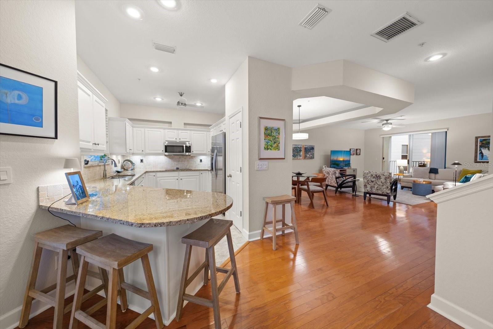 103 SHOALS CIR, NORTH REDINGTON BEACH, FL, 33708