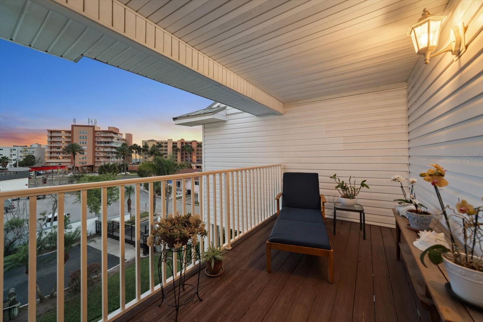 103 SHOALS CIR, NORTH REDINGTON BEACH, FL, 33708