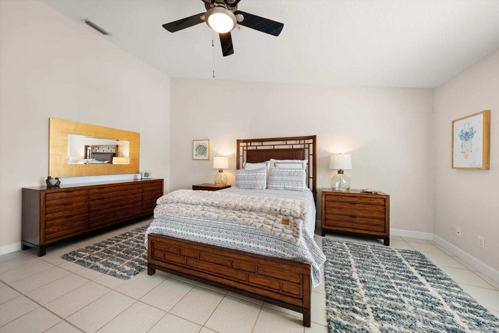 103 SHOALS CIR, NORTH REDINGTON BEACH, FL, 33708