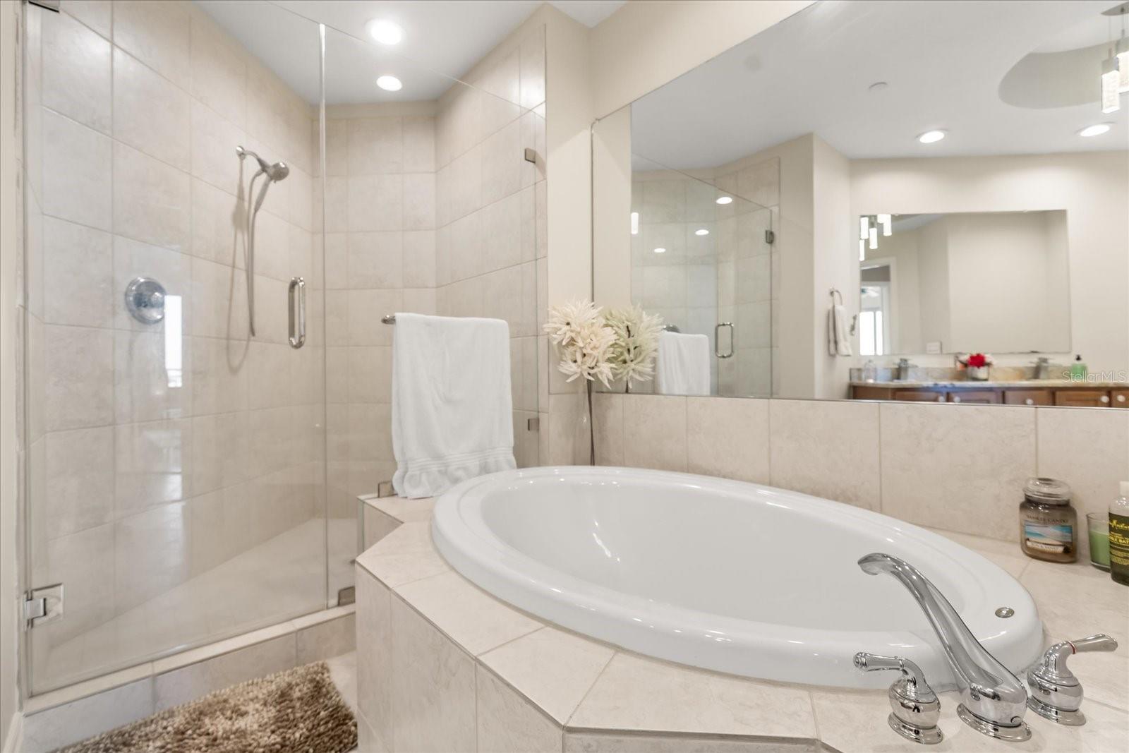 1209 E CUMBERLAND AVE #807, TAMPA, FL, 33602