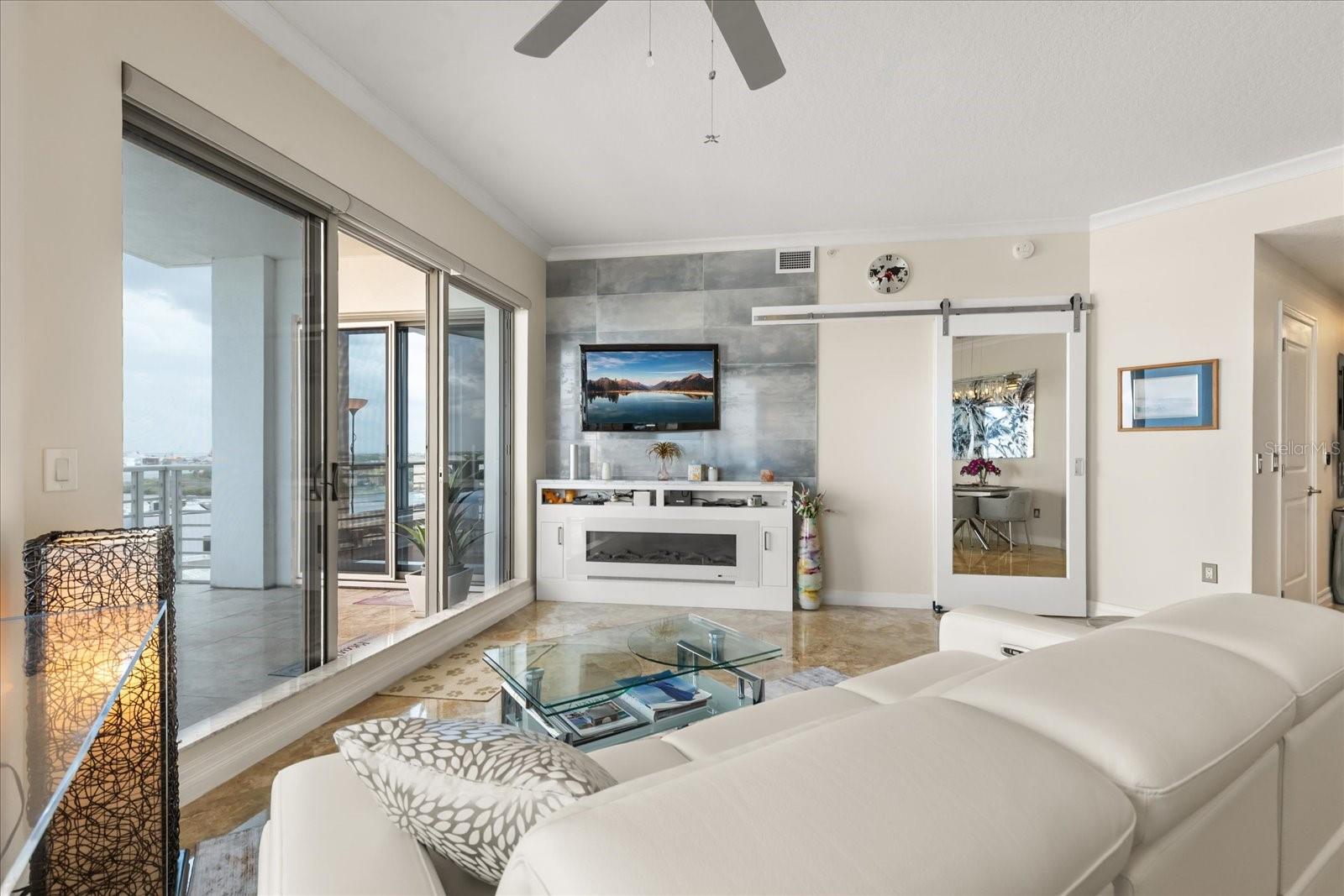 1209 E CUMBERLAND AVE #807, TAMPA, FL, 33602