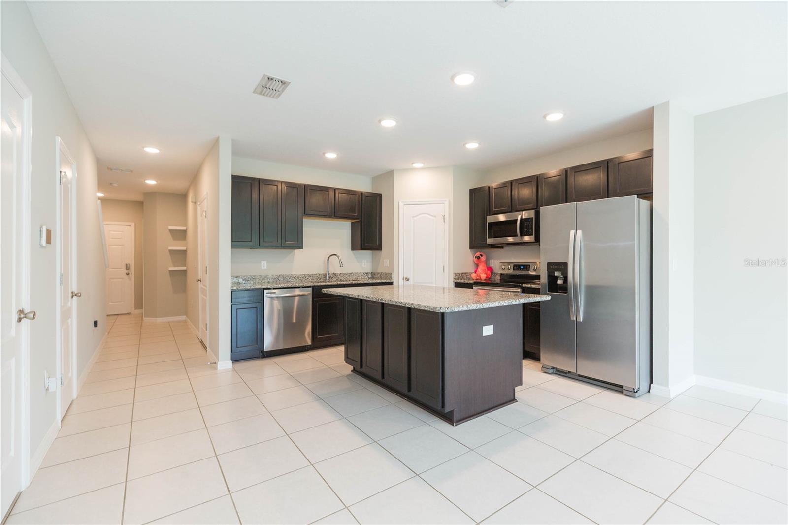 4734 SPATTER DOCK ST, TAMPA, FL, 33610