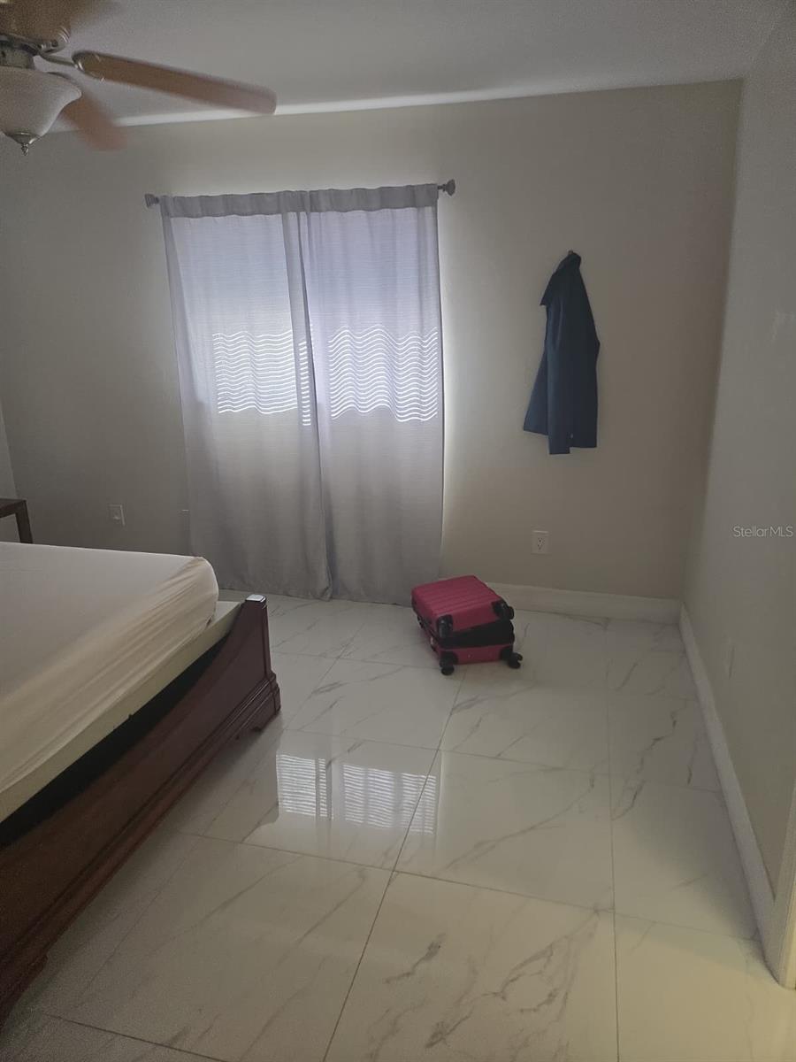 1805 CORAL POINT DR, CAPE CORAL, FL, 33990