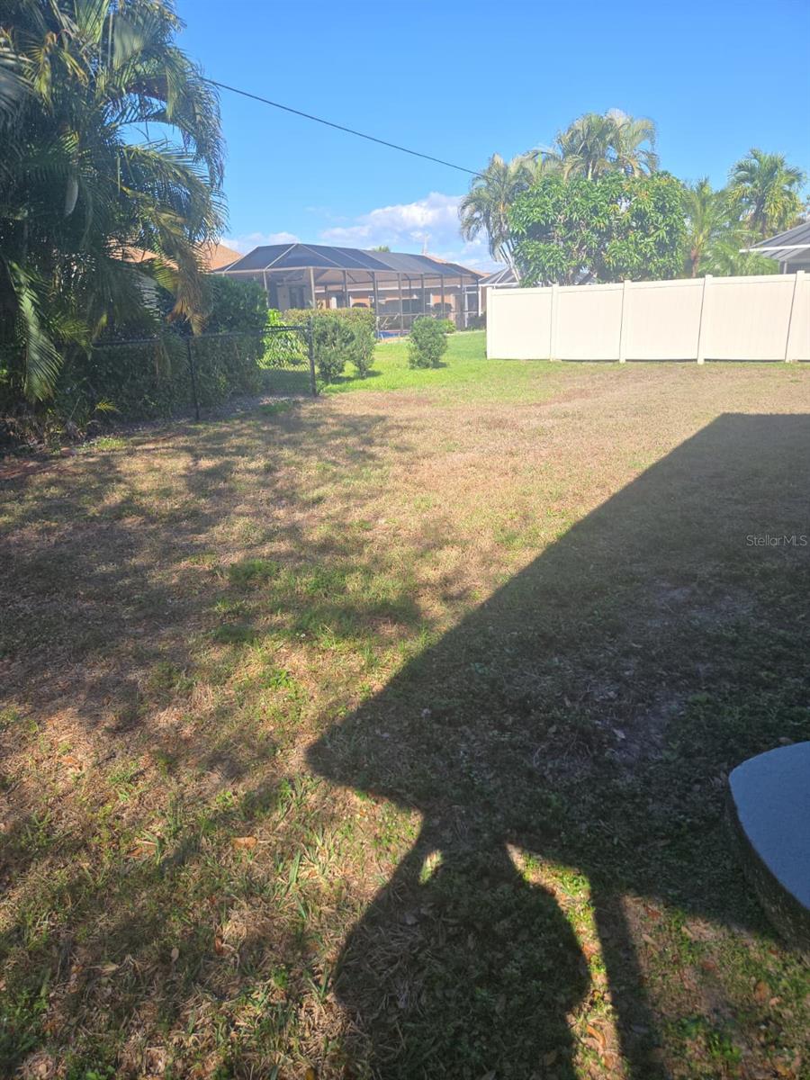 1805 CORAL POINT DR, CAPE CORAL, FL, 33990