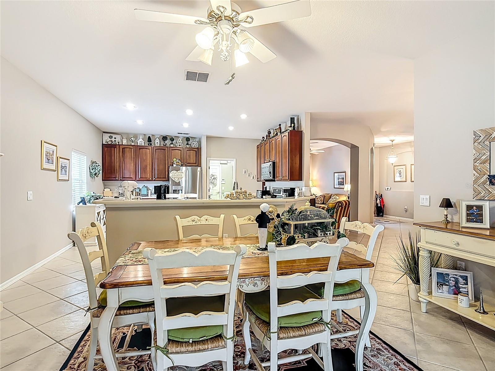 352 HAMRICK DR, KISSIMMEE, FL, 34759