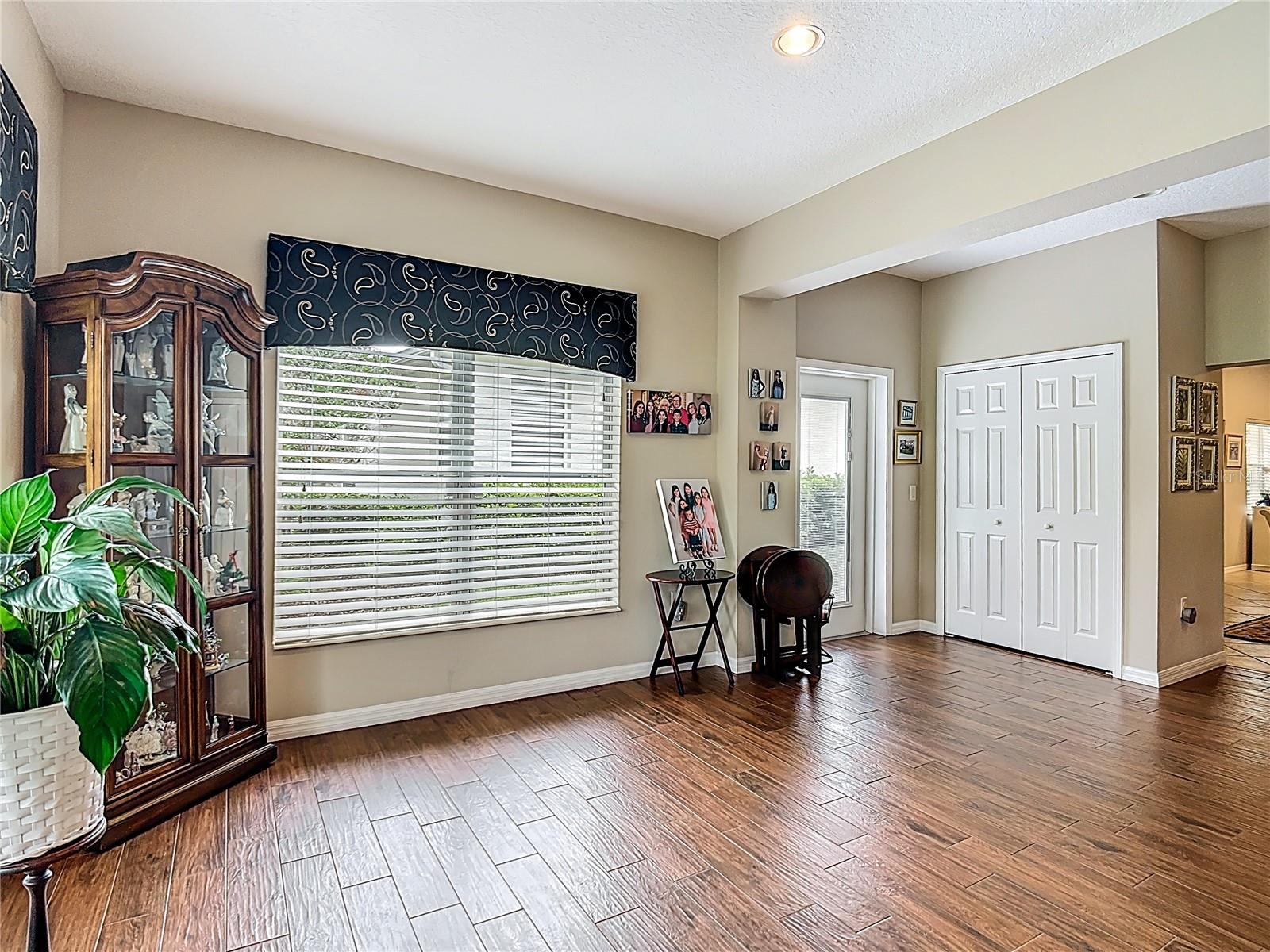352 HAMRICK DR, KISSIMMEE, FL, 34759