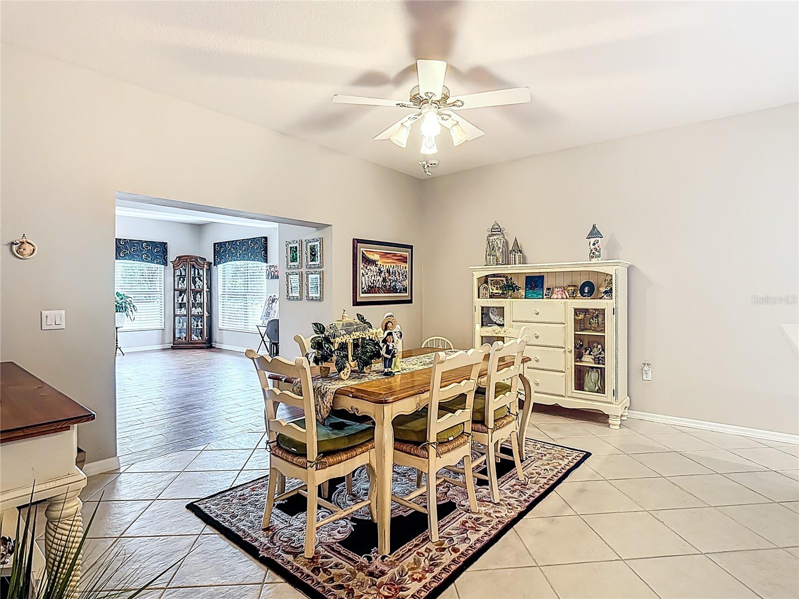 352 HAMRICK DR, KISSIMMEE, FL, 34759