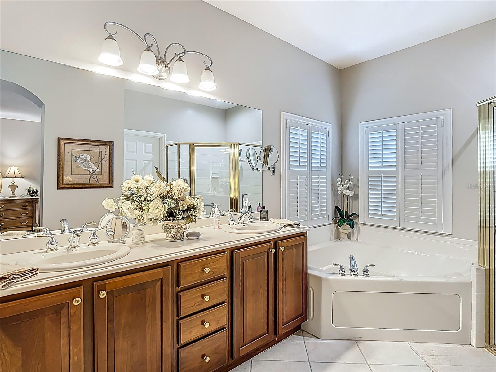 352 HAMRICK DR, KISSIMMEE, FL, 34759
