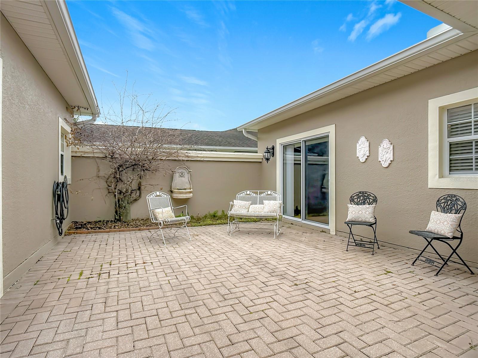 352 HAMRICK DR, KISSIMMEE, FL, 34759