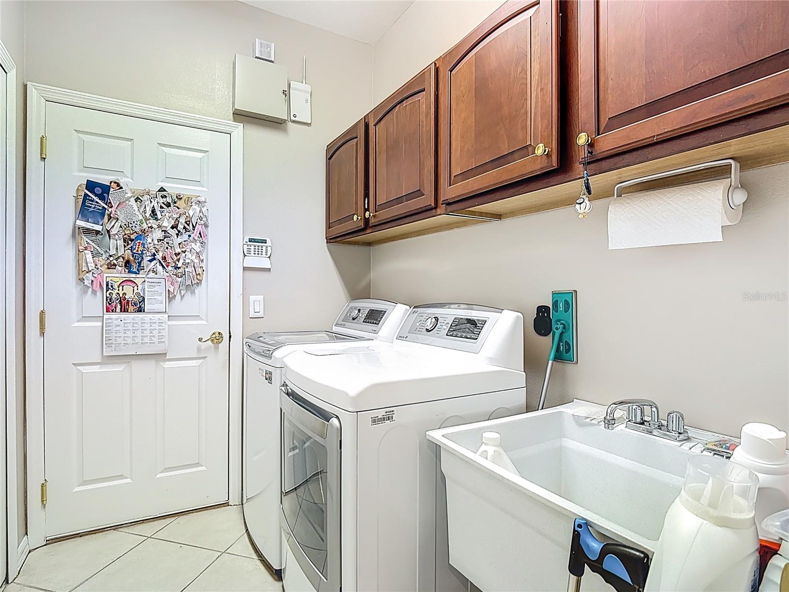 352 HAMRICK DR, KISSIMMEE, FL, 34759