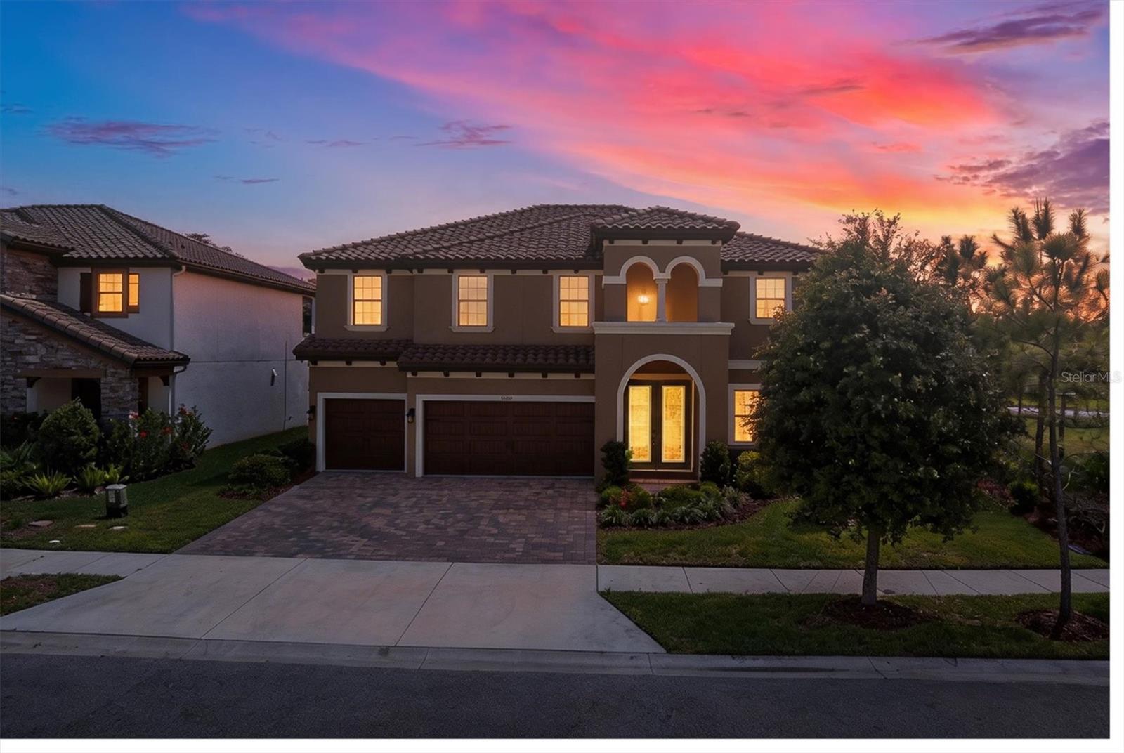 ENJOY THE BEAUTY OF SUNRISE & SUNSET