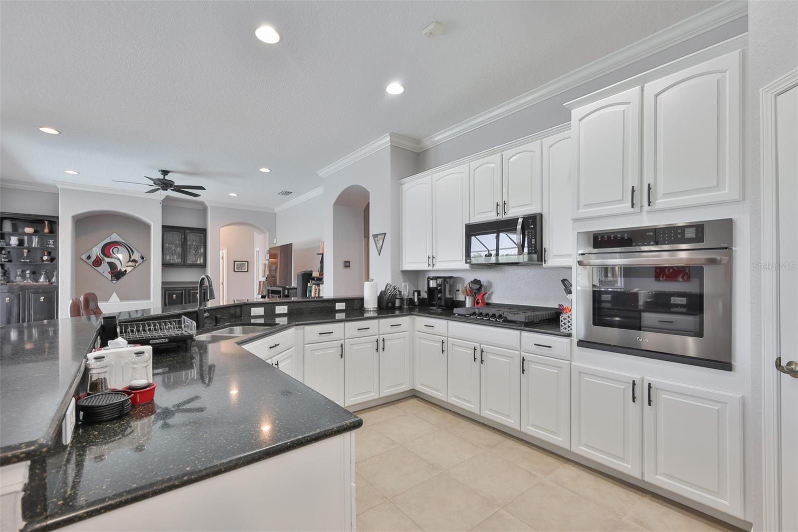 307 NOBLE FAIRE DR, SUN CITY CENTER, FL, 33573