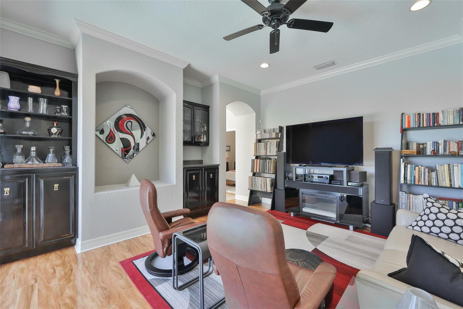 307 NOBLE FAIRE DR, SUN CITY CENTER, FL, 33573
