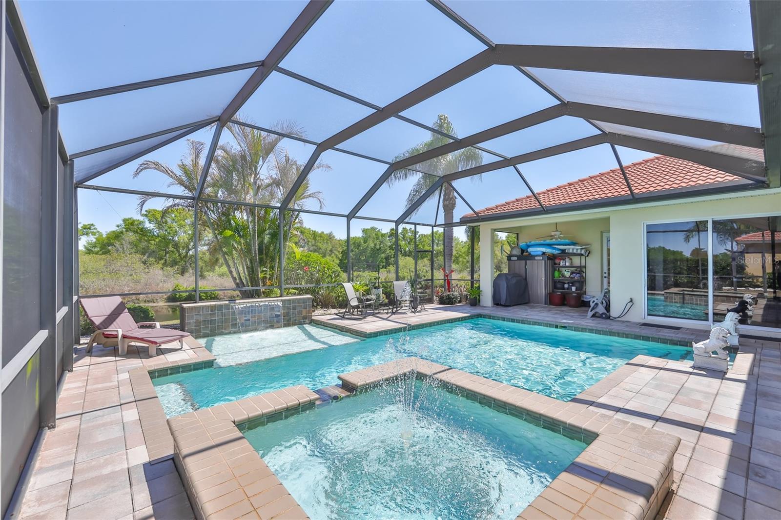 307 NOBLE FAIRE DR, SUN CITY CENTER, FL, 33573