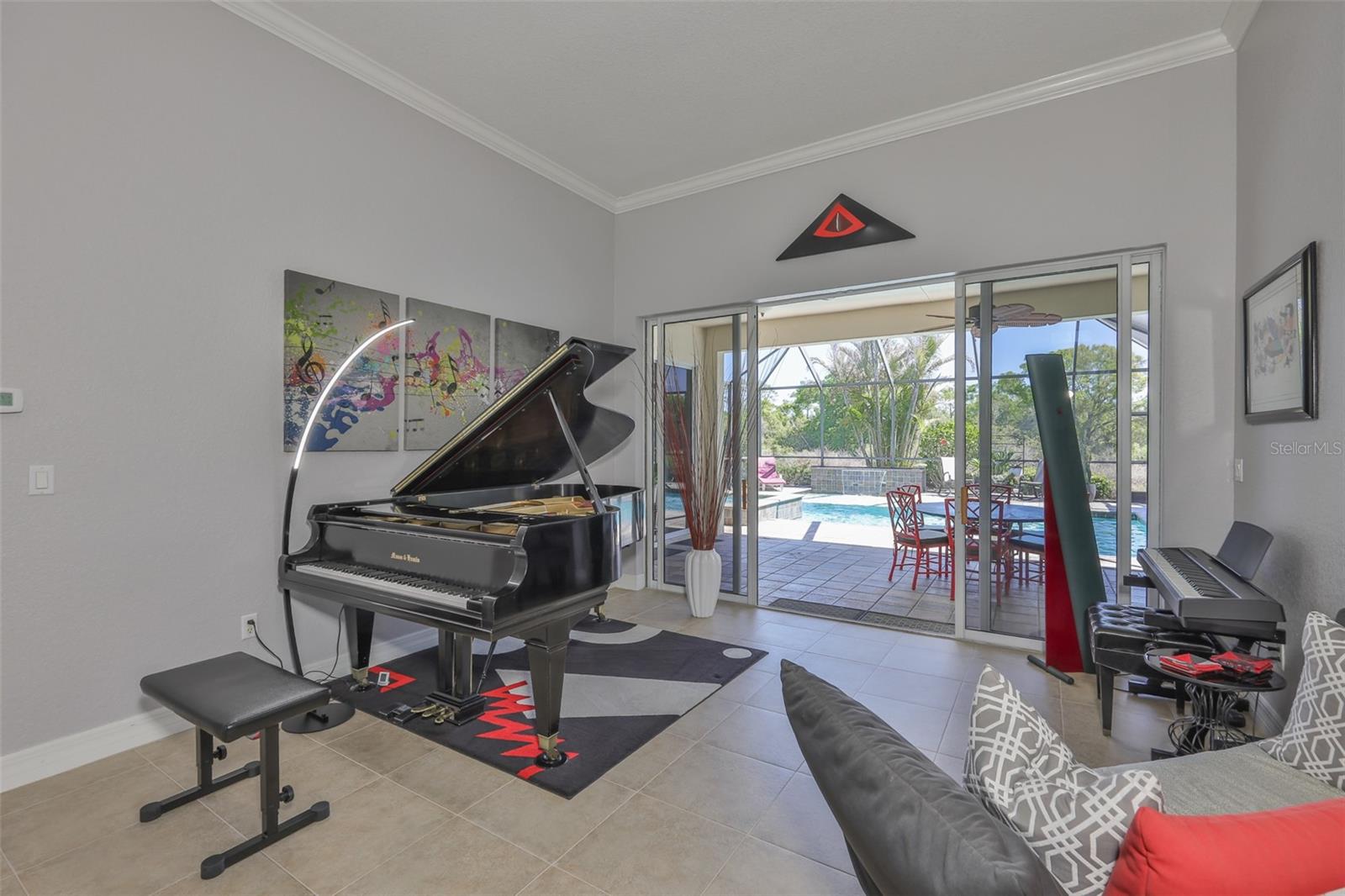 307 NOBLE FAIRE DR, SUN CITY CENTER, FL, 33573