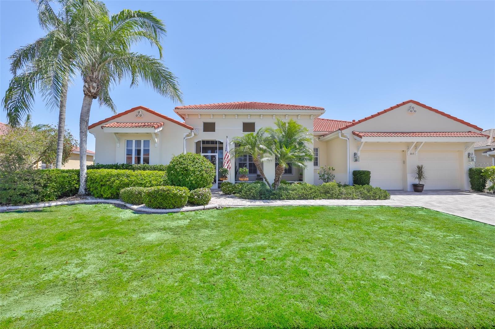 307 NOBLE FAIRE DR, SUN CITY CENTER, FL, 33573