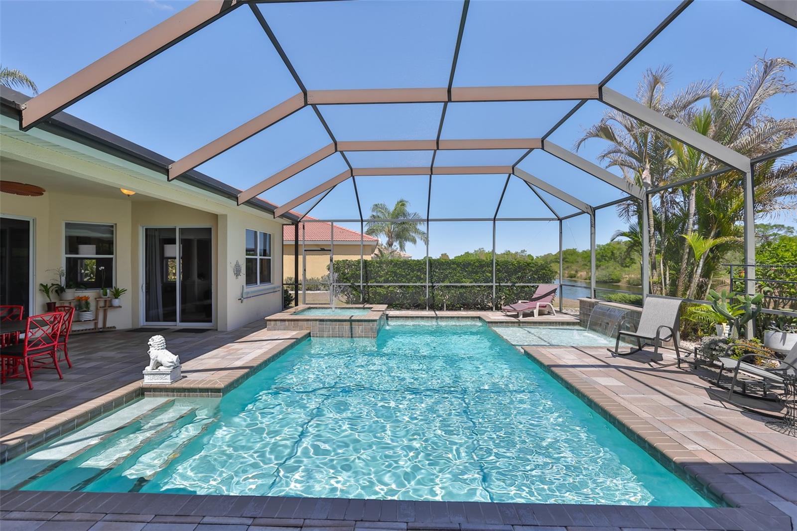 307 NOBLE FAIRE DR, SUN CITY CENTER, FL, 33573