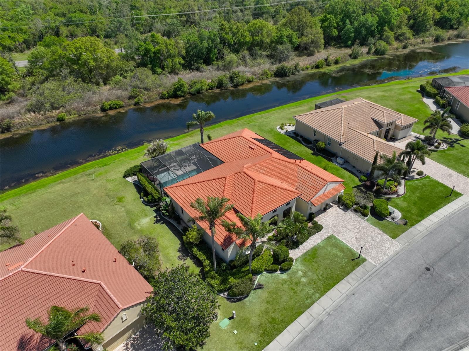 307 NOBLE FAIRE DR, SUN CITY CENTER, FL, 33573