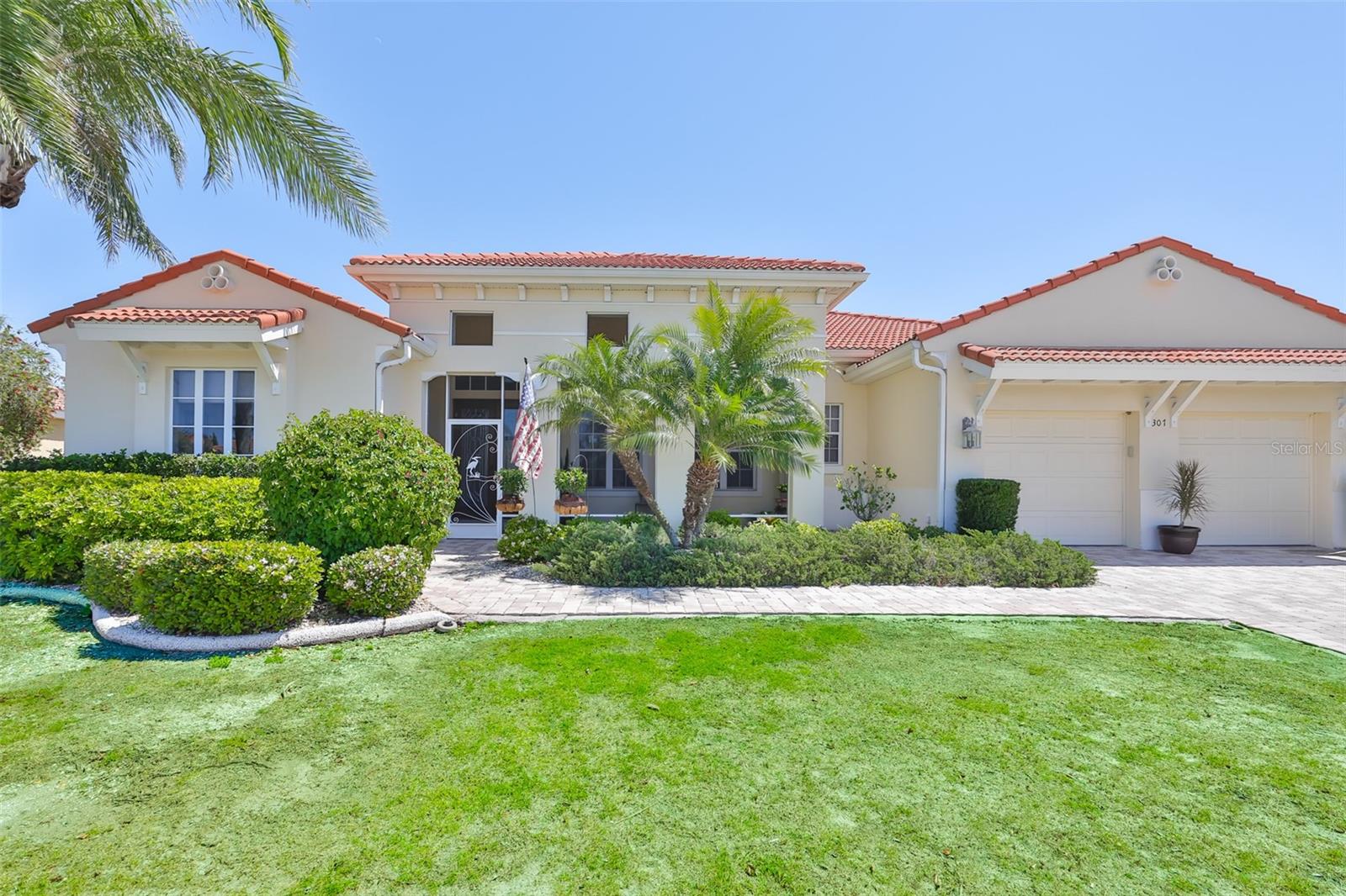 307 NOBLE FAIRE DR, SUN CITY CENTER, FL, 33573
