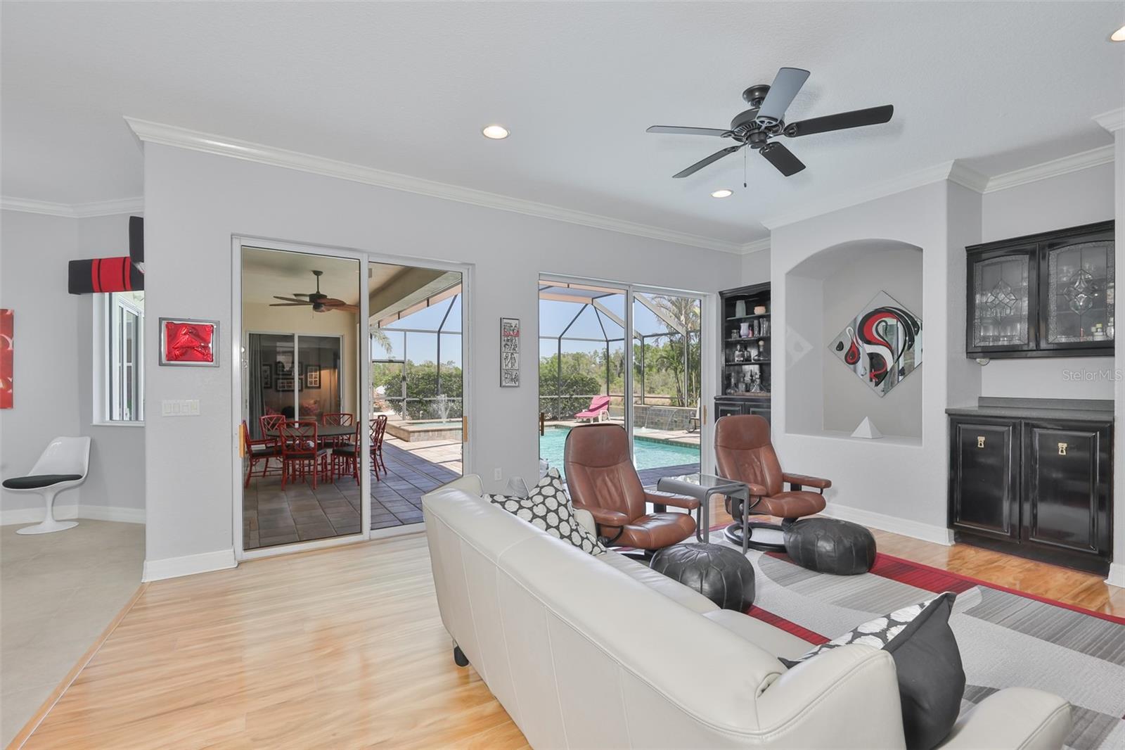 307 NOBLE FAIRE DR, SUN CITY CENTER, FL, 33573