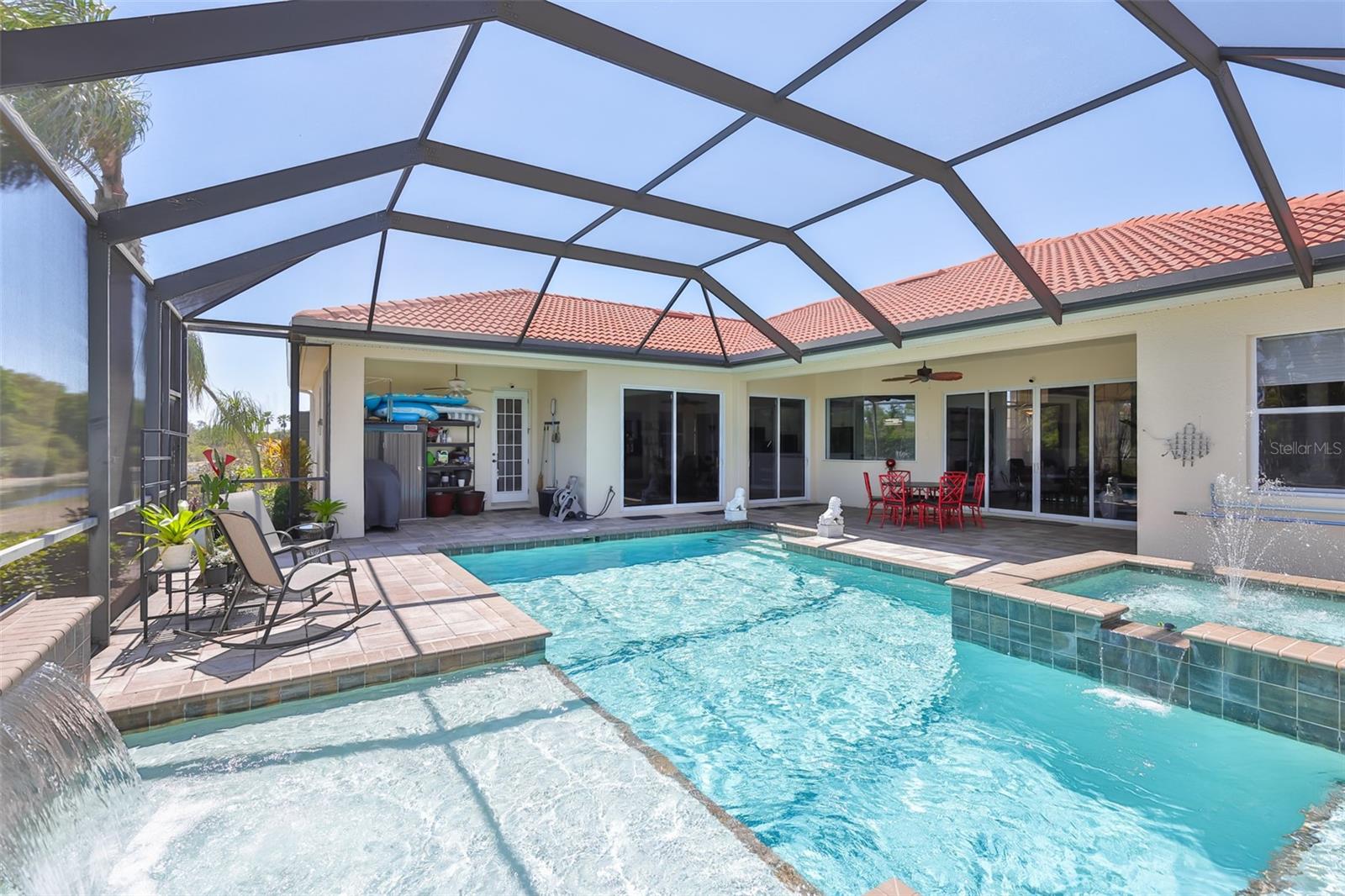 307 NOBLE FAIRE DR, SUN CITY CENTER, FL, 33573