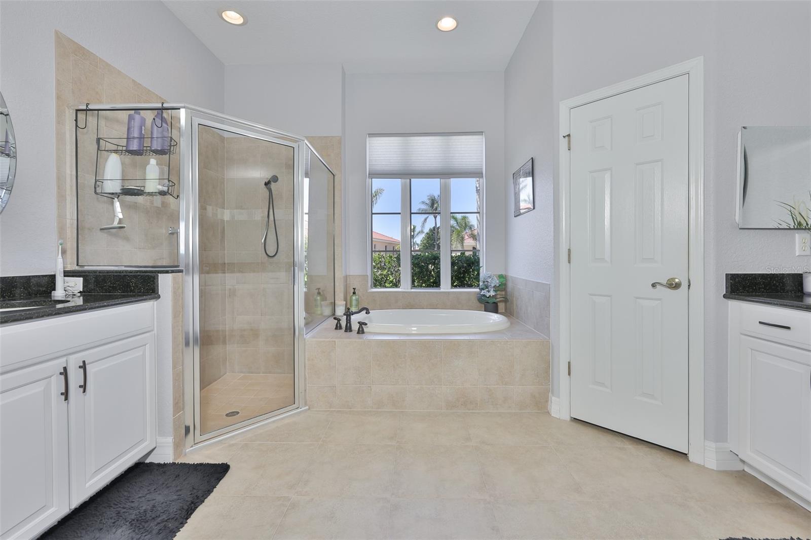 307 NOBLE FAIRE DR, SUN CITY CENTER, FL, 33573