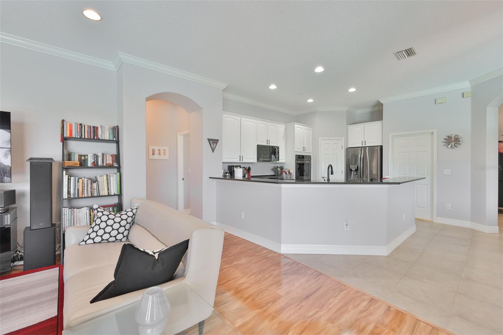 307 NOBLE FAIRE DR, SUN CITY CENTER, FL, 33573