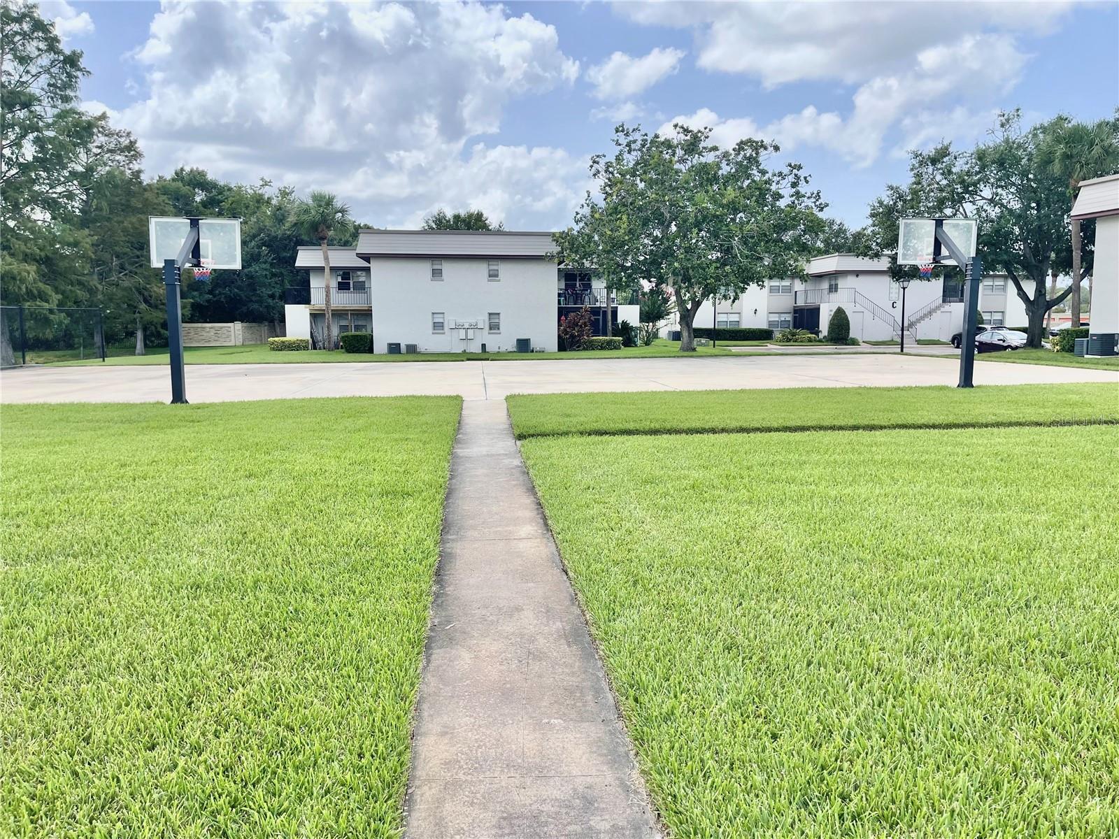 80 WINDTREE LN #203, WINTER GARDEN, FL, 34787