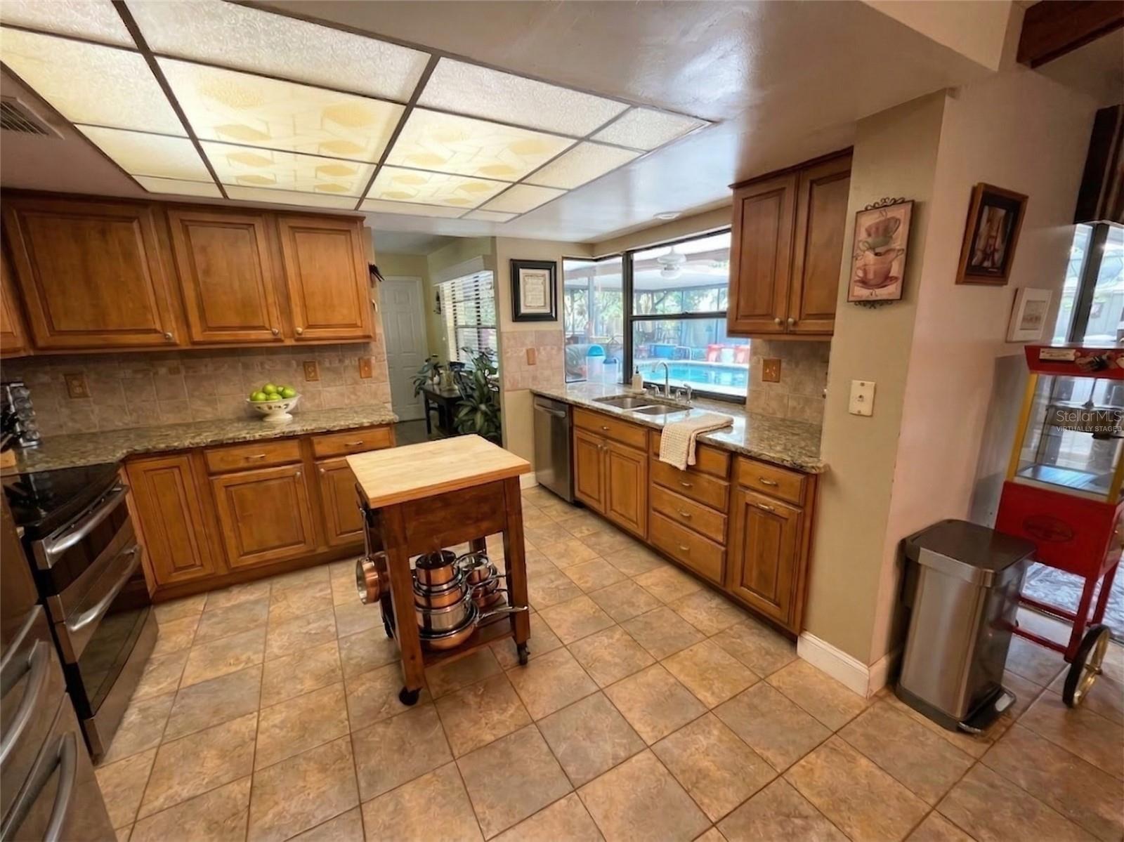14 HARBOR POINT PL, SAFETY HARBOR, FL, 34695