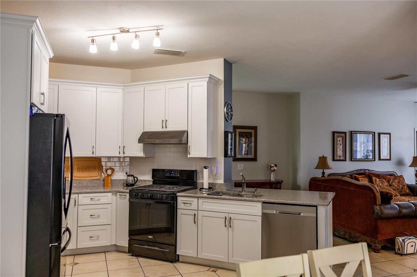704 JAYBEE AVE, DAVENPORT, FL, 33897