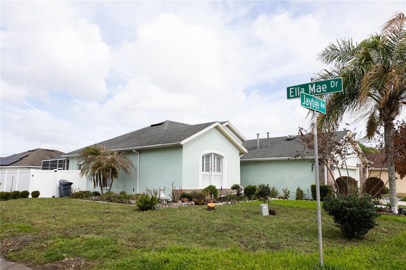 704 JAYBEE AVE, DAVENPORT, FL, 33897
