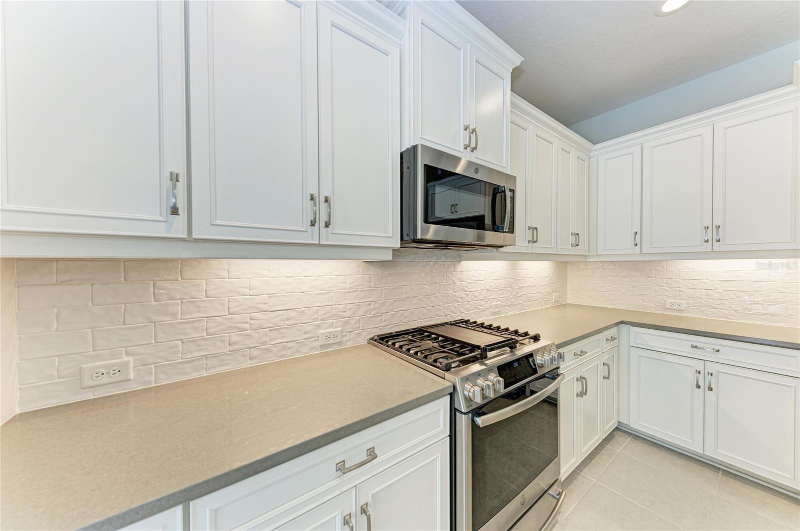 328 CASALINO DR, NORTH VENICE, FL, 34275