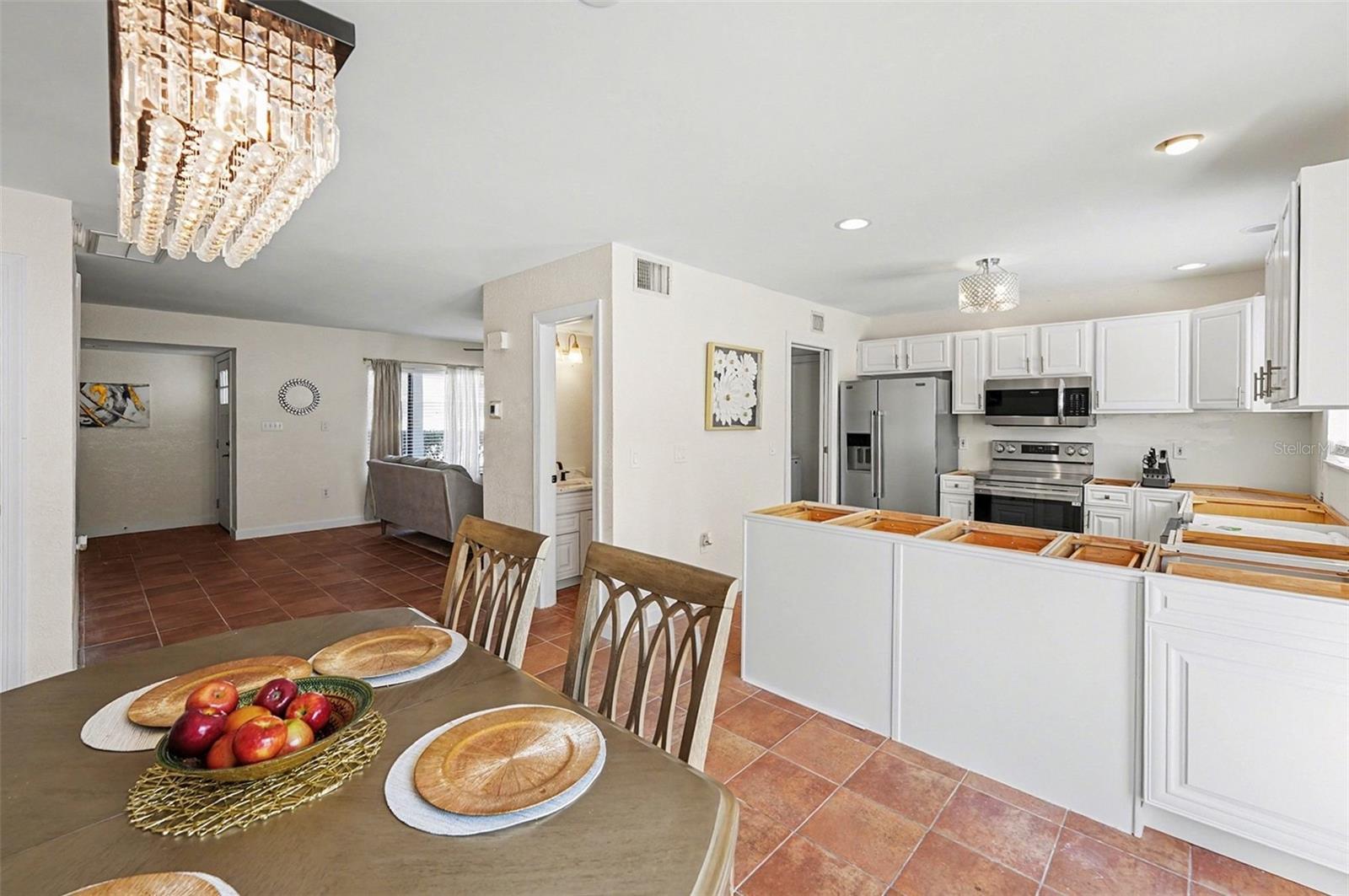 6490 CAPE HATTERAS WAY NE #4, ST PETERSBURG, FL, 33702
