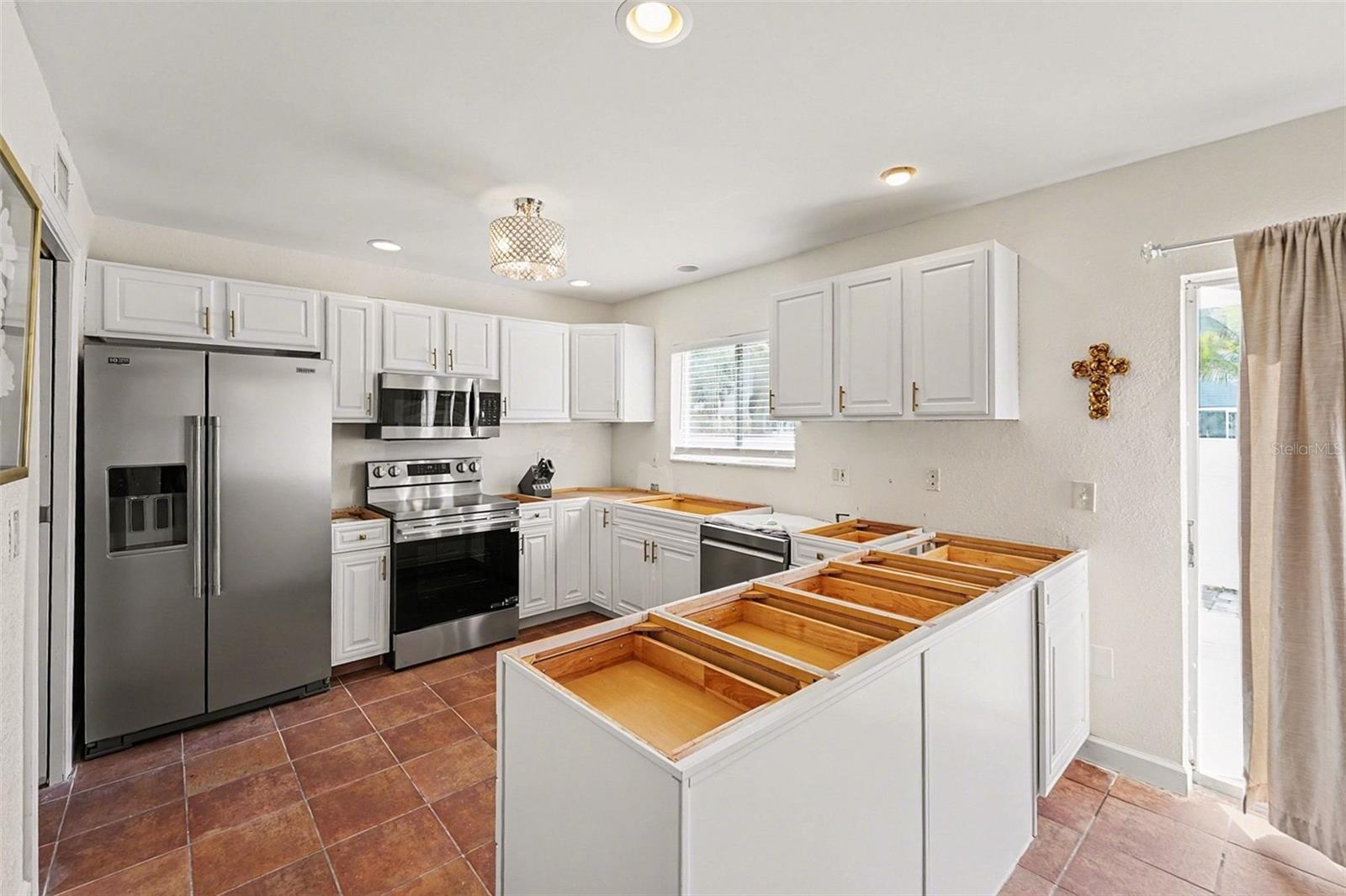 6490 CAPE HATTERAS WAY NE #4, ST PETERSBURG, FL, 33702