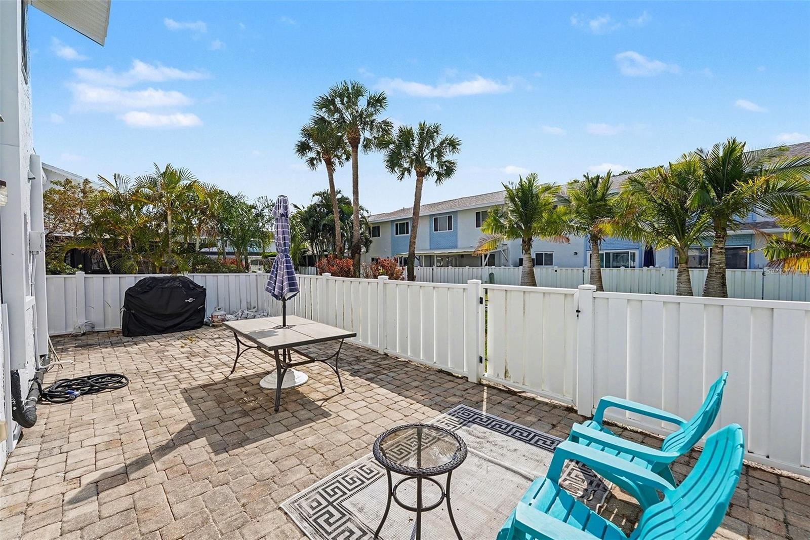 6490 CAPE HATTERAS WAY NE #4, ST PETERSBURG, FL, 33702
