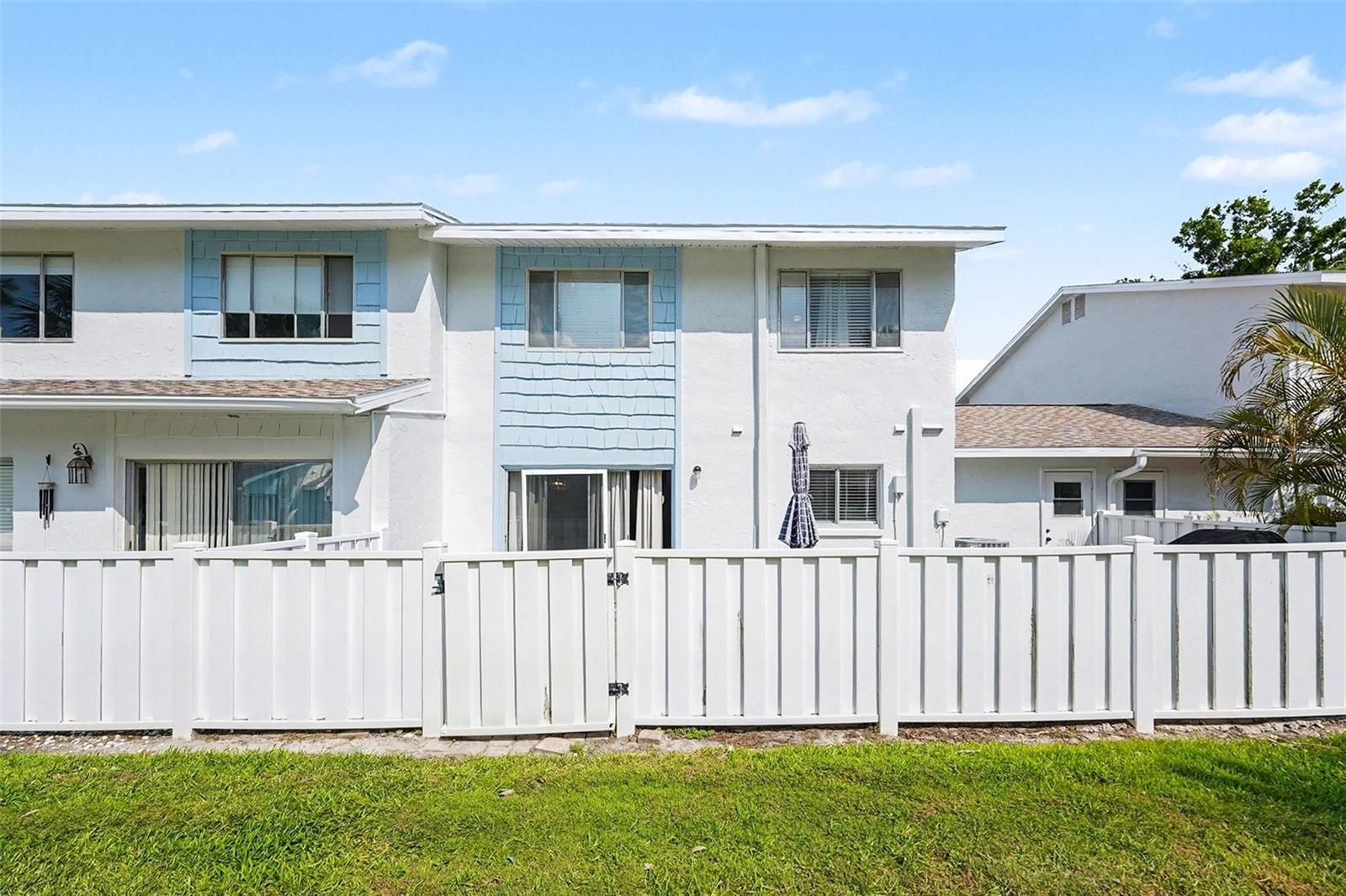 6490 CAPE HATTERAS WAY NE #4, ST PETERSBURG, FL, 33702
