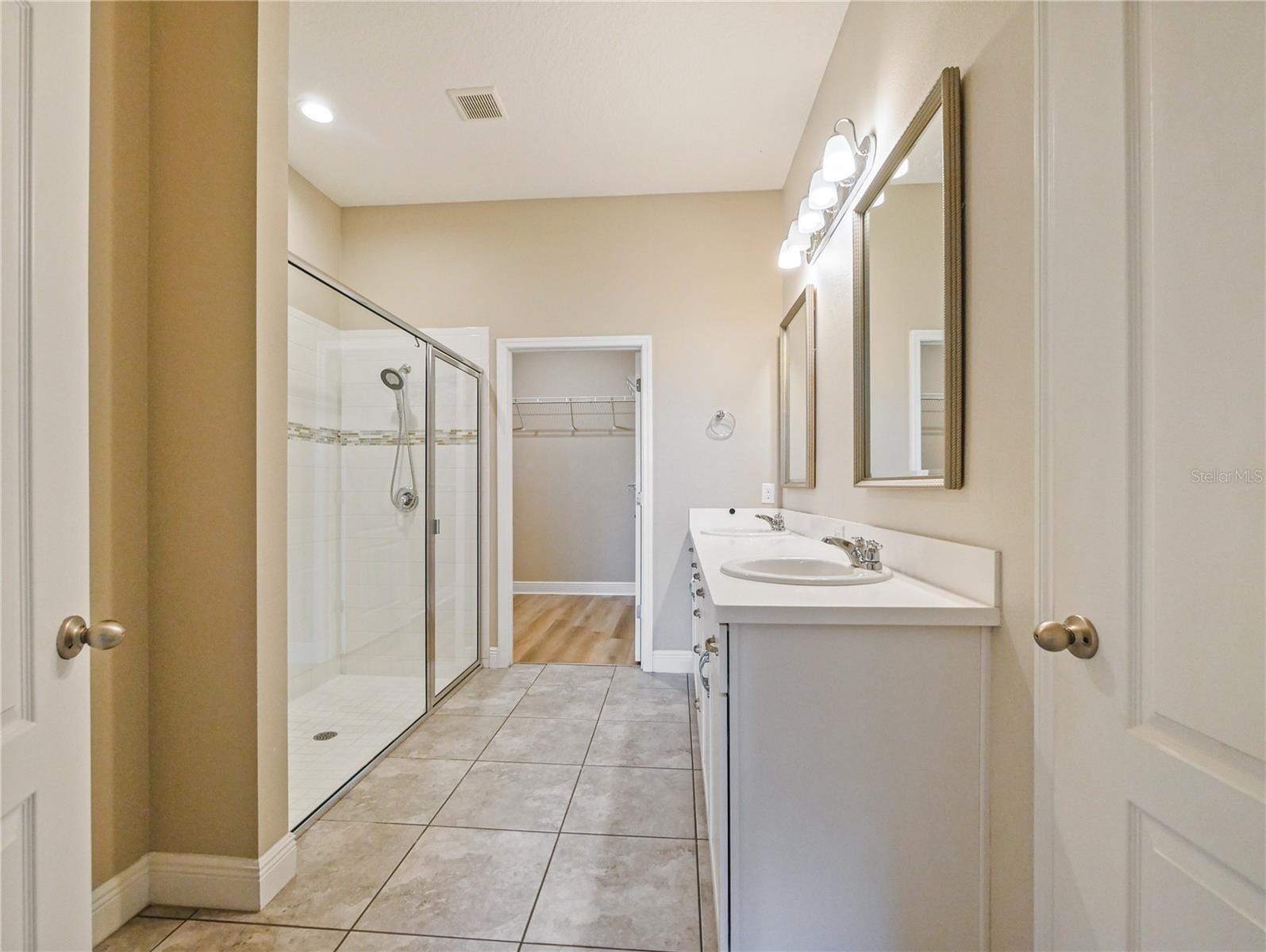 1064 GRAND HILLTOP DR, APOPKA, FL, 32703