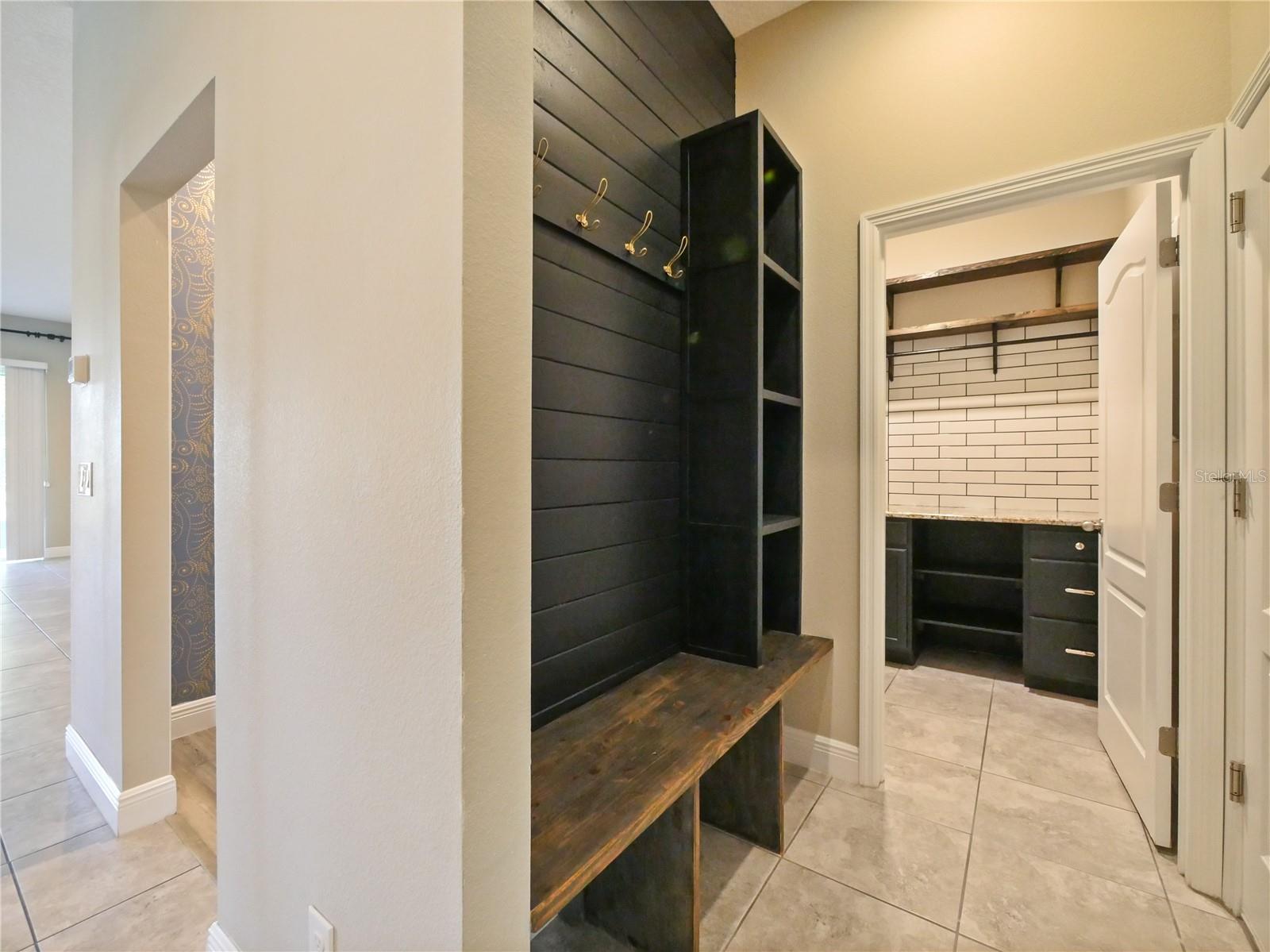 1064 GRAND HILLTOP DR, APOPKA, FL, 32703