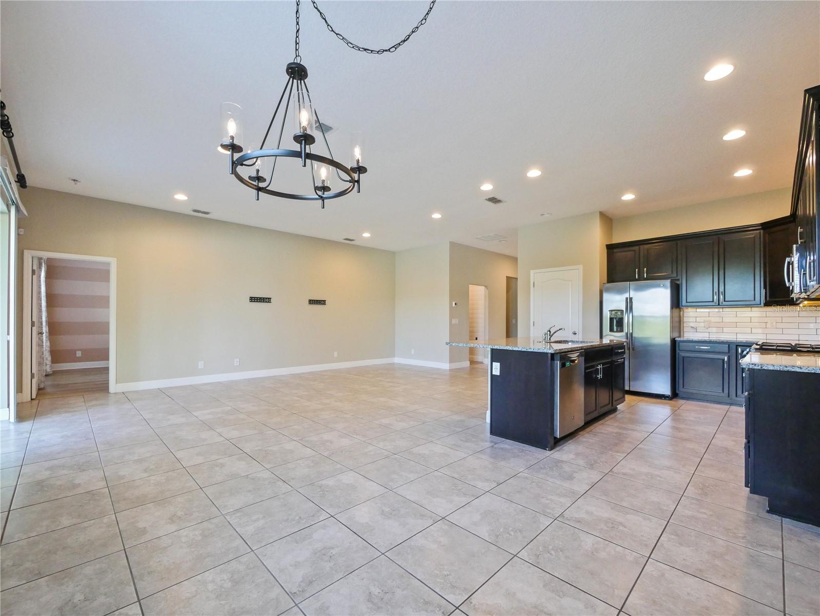 1064 GRAND HILLTOP DR, APOPKA, FL, 32703