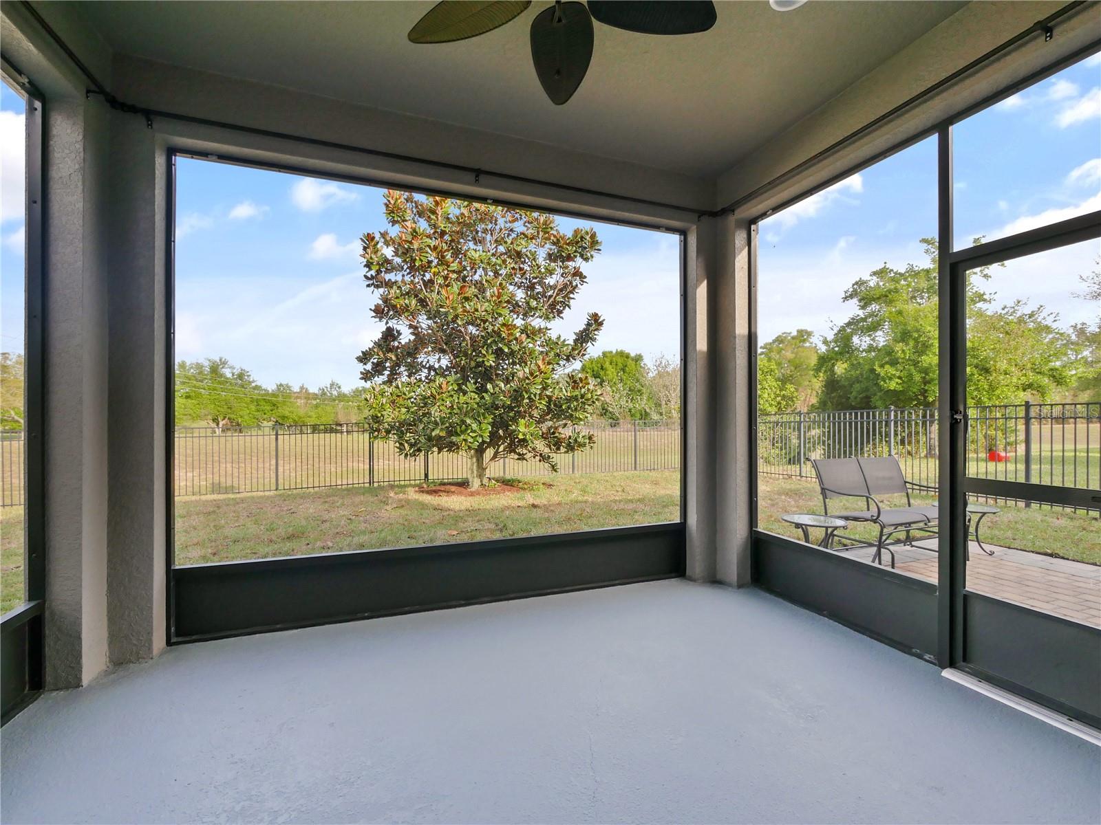 1064 GRAND HILLTOP DR, APOPKA, FL, 32703