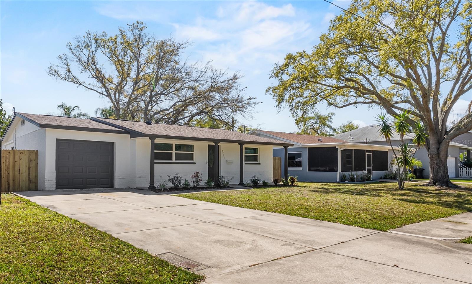 8201 RIVERSIDE DR NE, ST PETERSBURG, FL, 33702