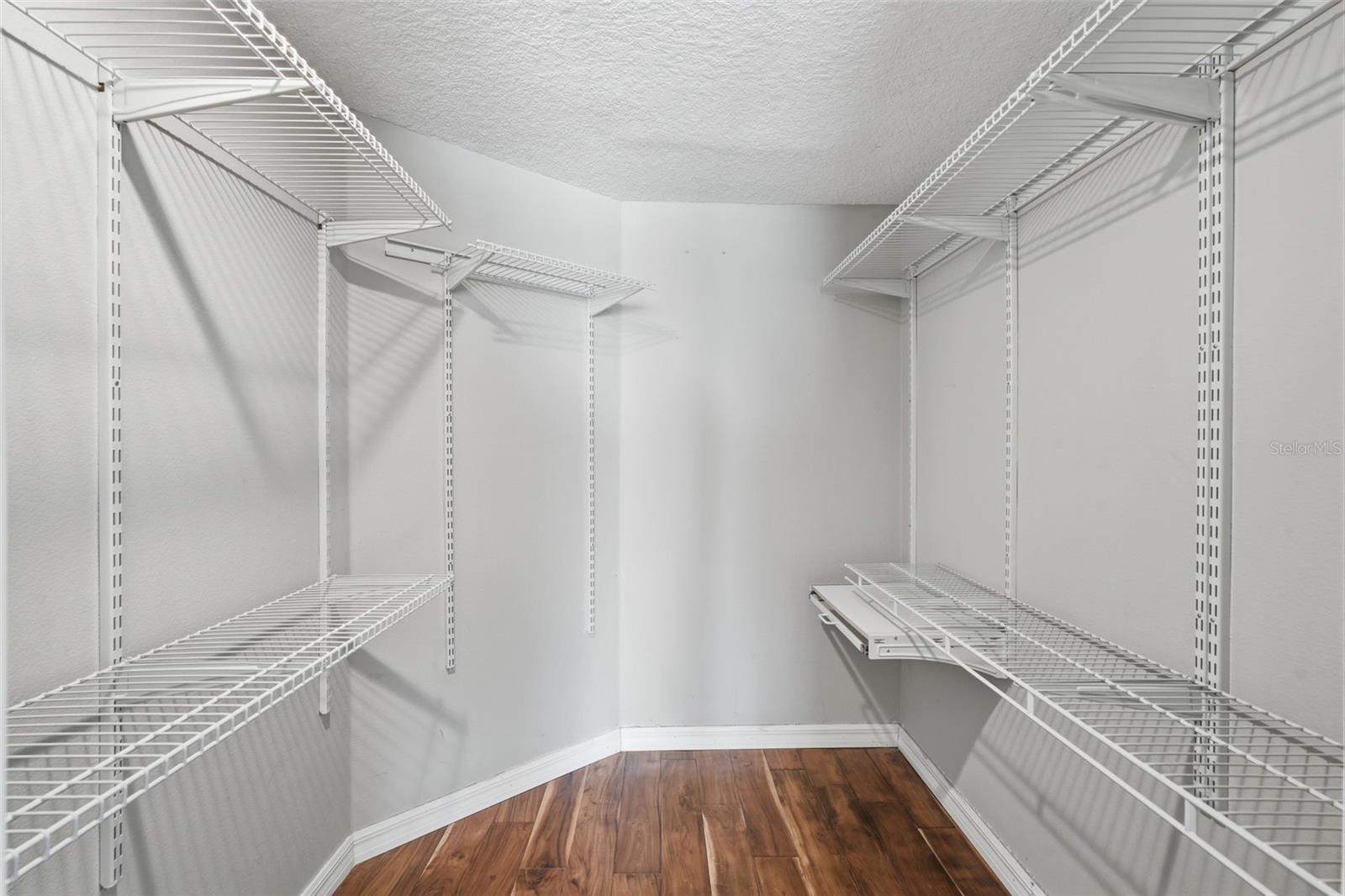 9015 VILLAGE GREEN BLVD, CLERMONT, FL, 34711