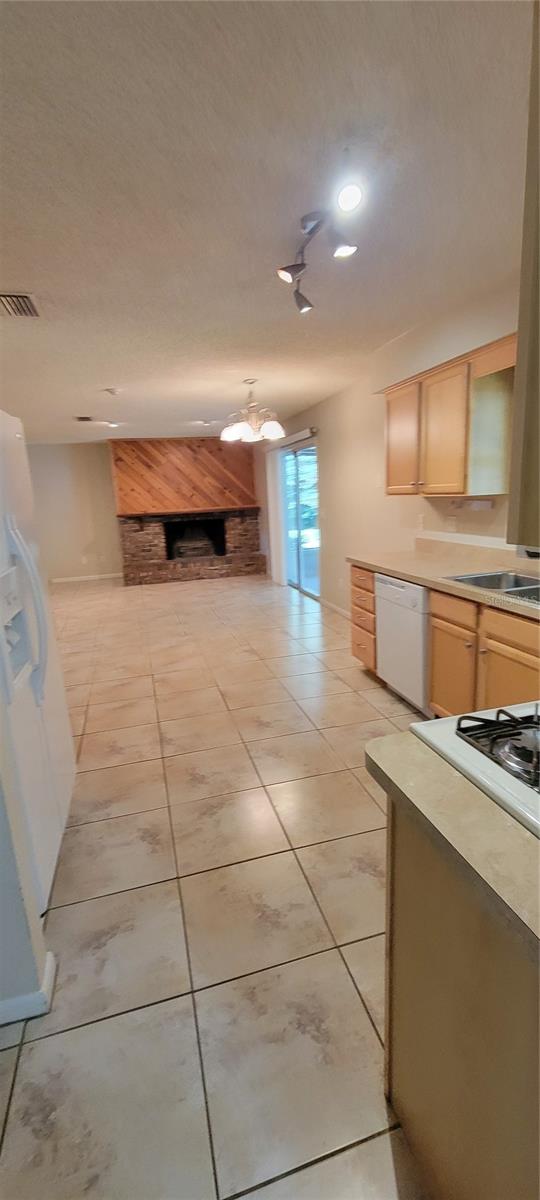 2220 NW 14TH AVE, GAINESVILLE, FL, 32605