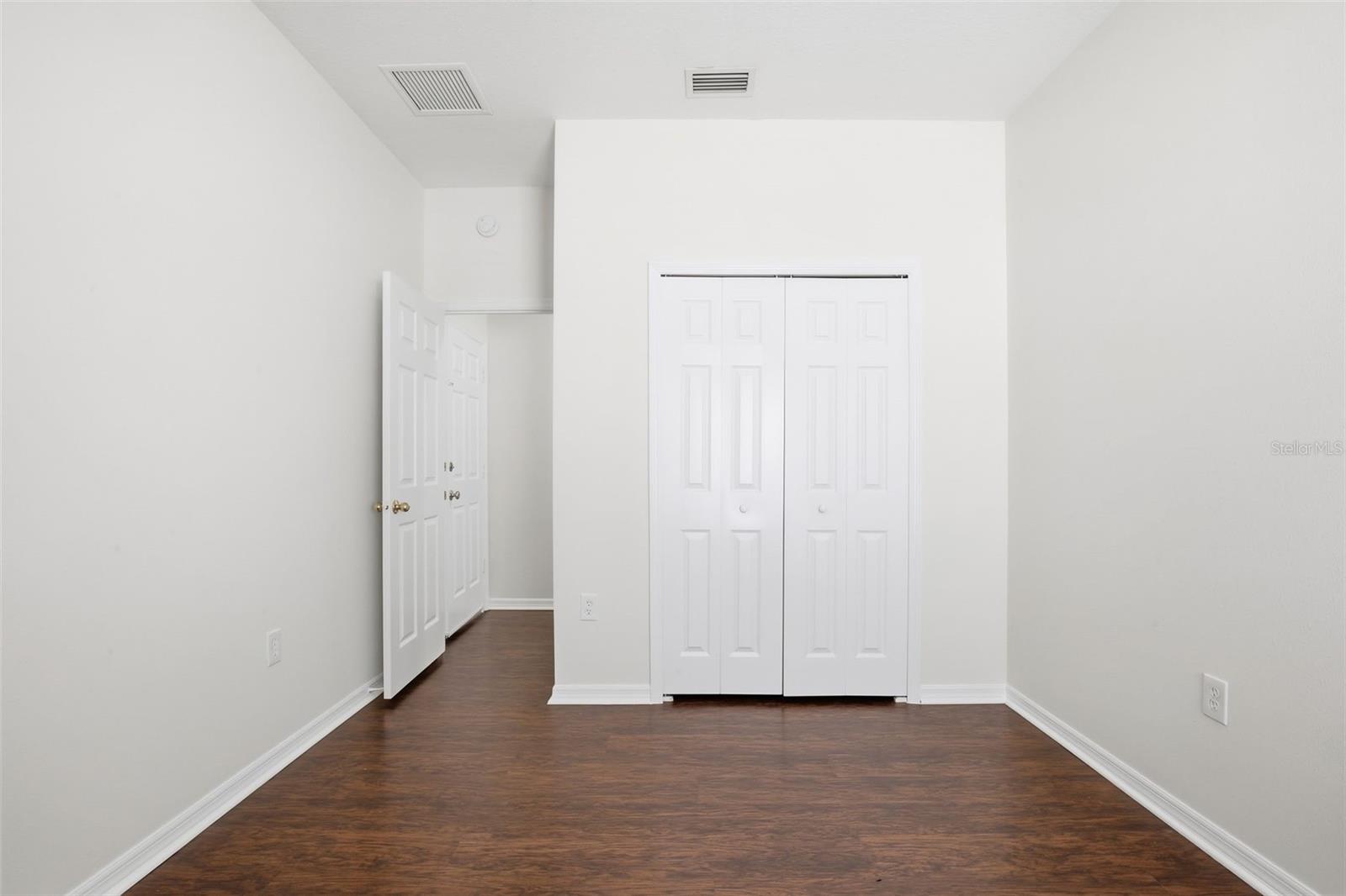 5751 AUTUMN SHIRE DR, ZEPHYRHILLS, FL, 33541
