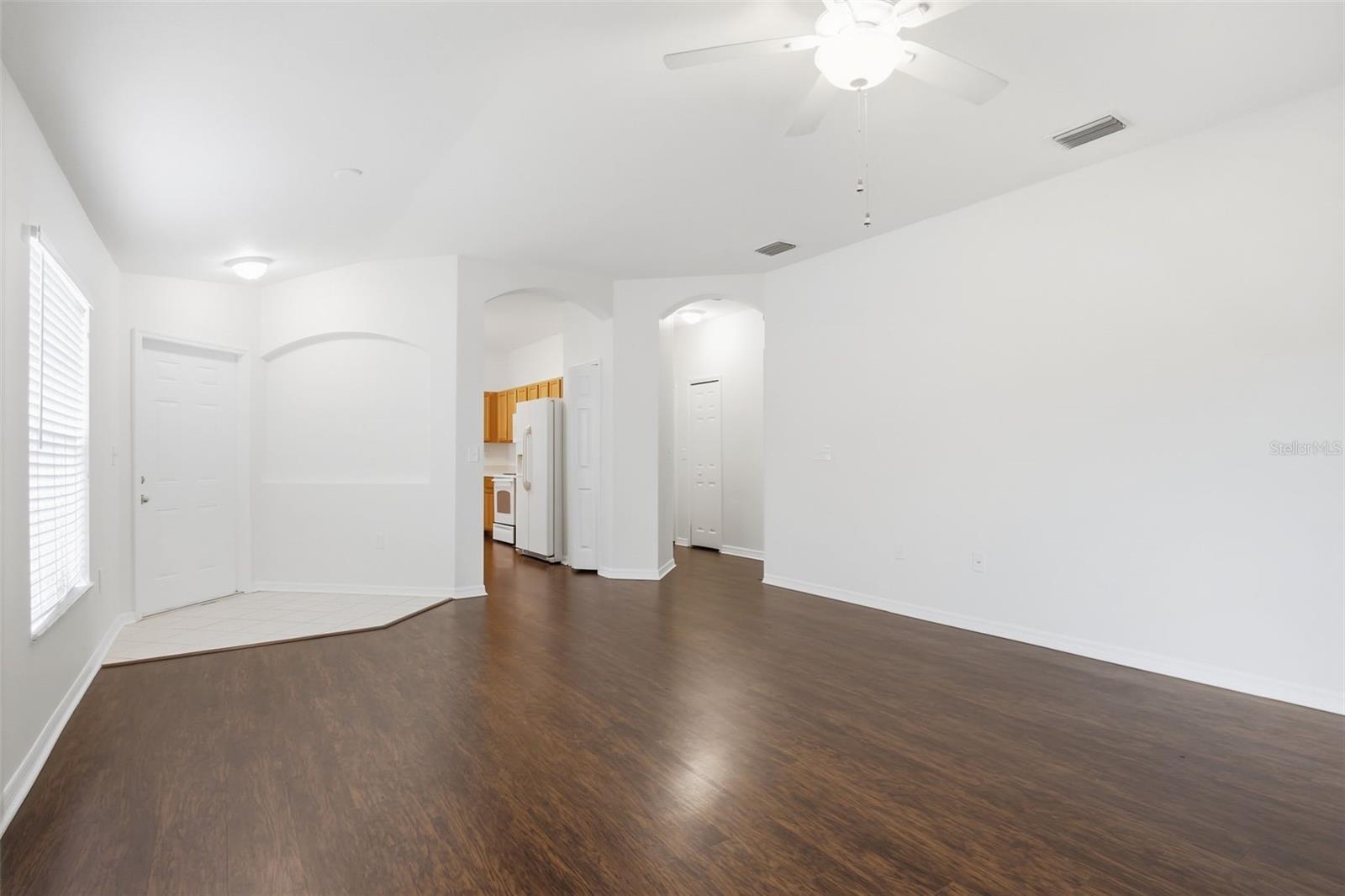 5751 AUTUMN SHIRE DR, ZEPHYRHILLS, FL, 33541