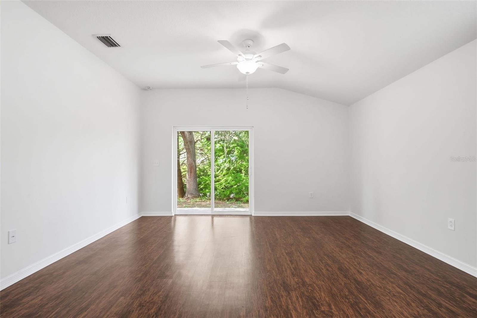 5751 AUTUMN SHIRE DR, ZEPHYRHILLS, FL, 33541