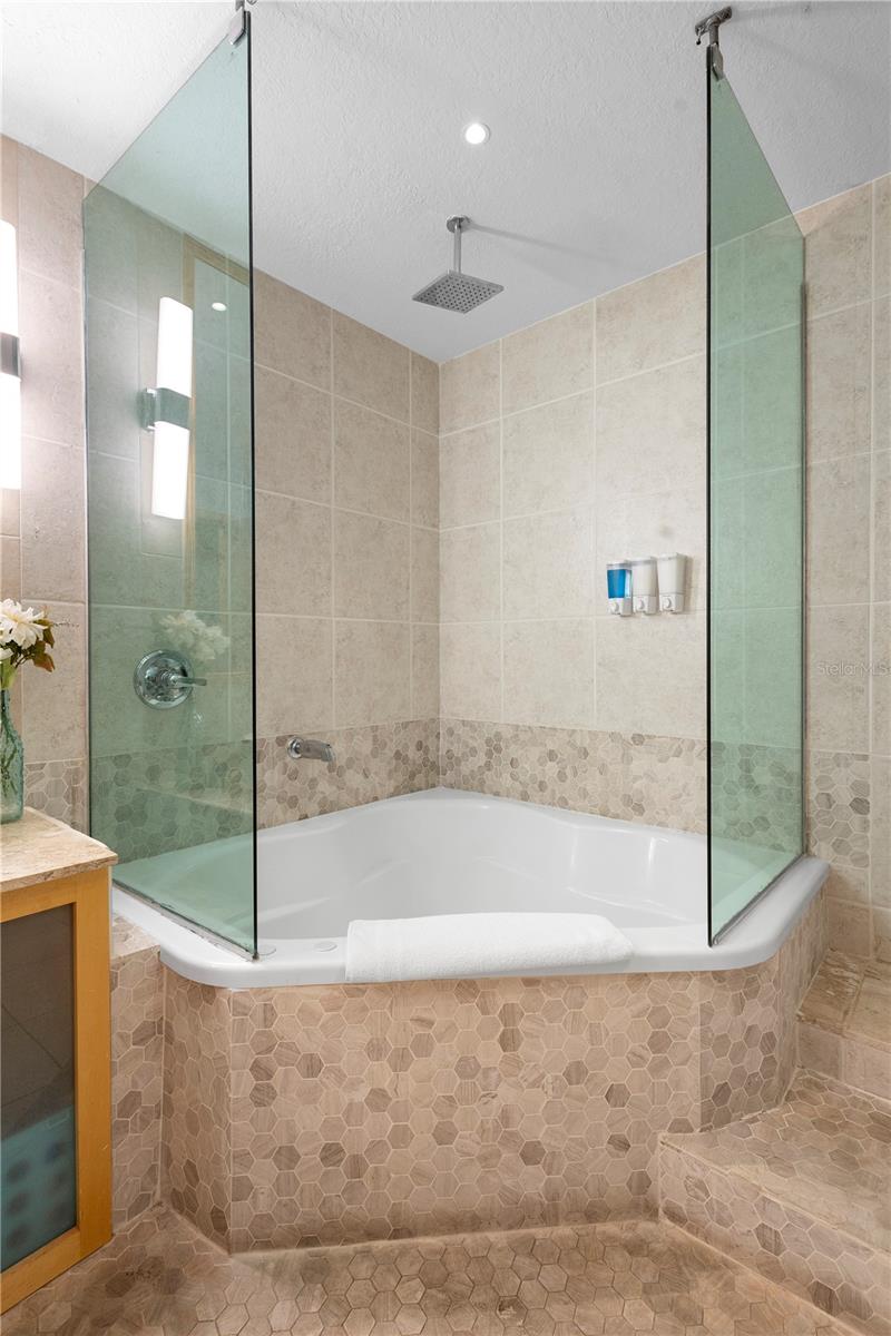 101 PALM HARBOR PKWY #A+B 223, PALM COAST, FL, 32137