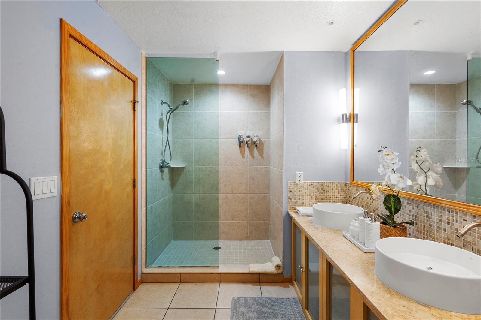 101 PALM HARBOR PKWY #A+B 223, PALM COAST, FL, 32137